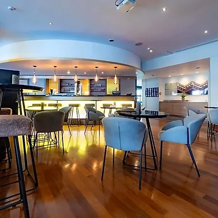 Elaya Stuttgart 酒店 伯布林根
