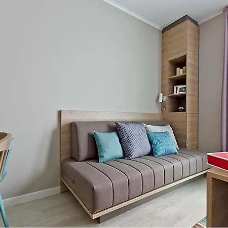 Elaya Stuttgart 4* 伯布林根