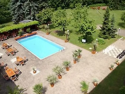 Elaya Stuttgart 4*