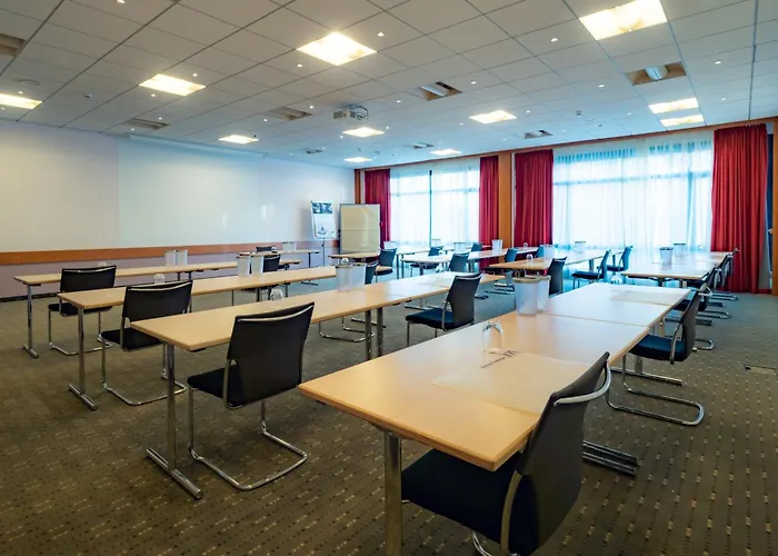 Отель Elaya Stuttgart 4*