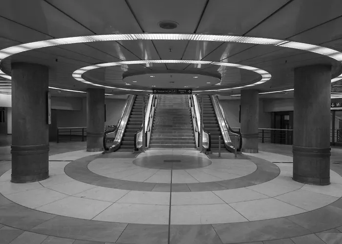 Elaya Stuttgart بوبلنغ