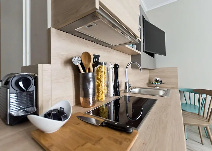 Elaya Stuttgart Бёблинген