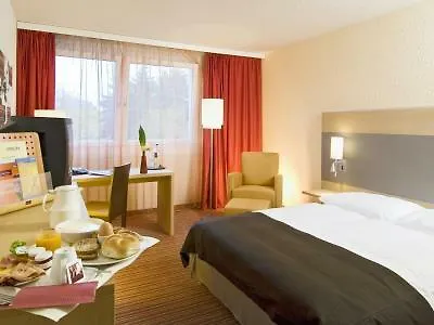 Elaya Stuttgart 4* بوبلنغ