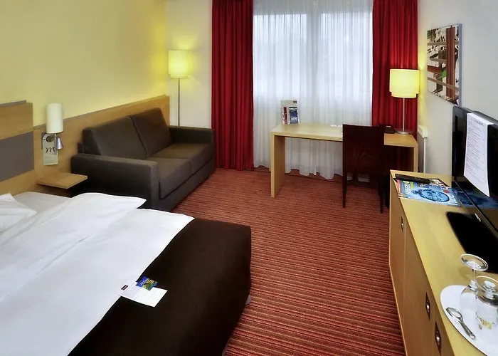 Elaya Stuttgart بوبلنغ